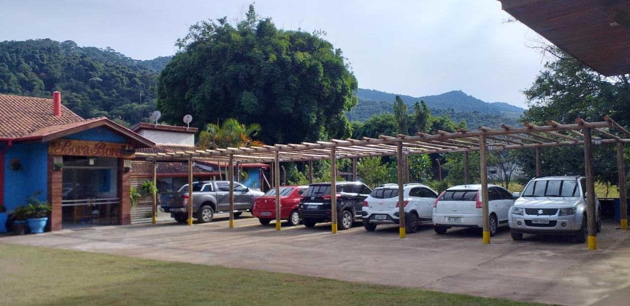 Pousada E Restaurante Bora Bora Da Serra São Bento do Sapucaí Esterno foto