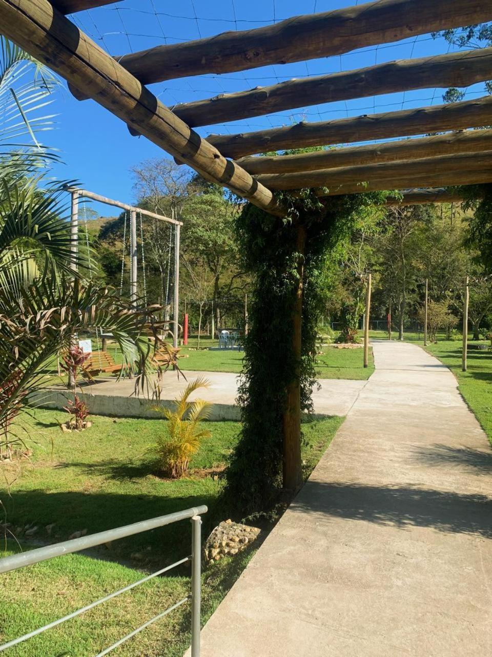Pousada E Restaurante Bora Bora Da Serra São Bento do Sapucaí Esterno foto